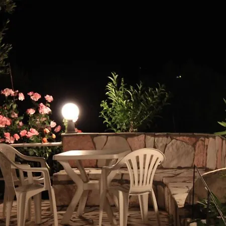 Ballas Lejlighed Agia Efimia