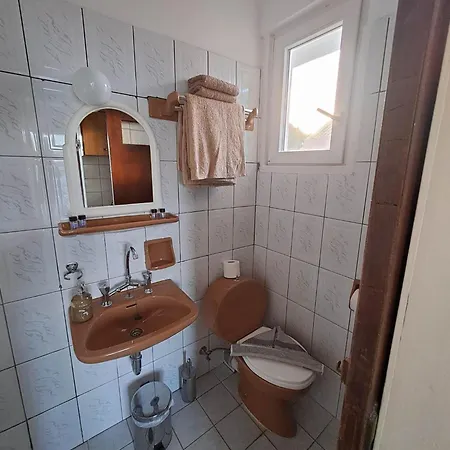 Ballas Apartament